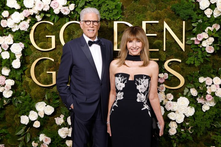 Ted Danson and Mary Steenburgen on Sunday at the 2025 Golden Globe Awards.