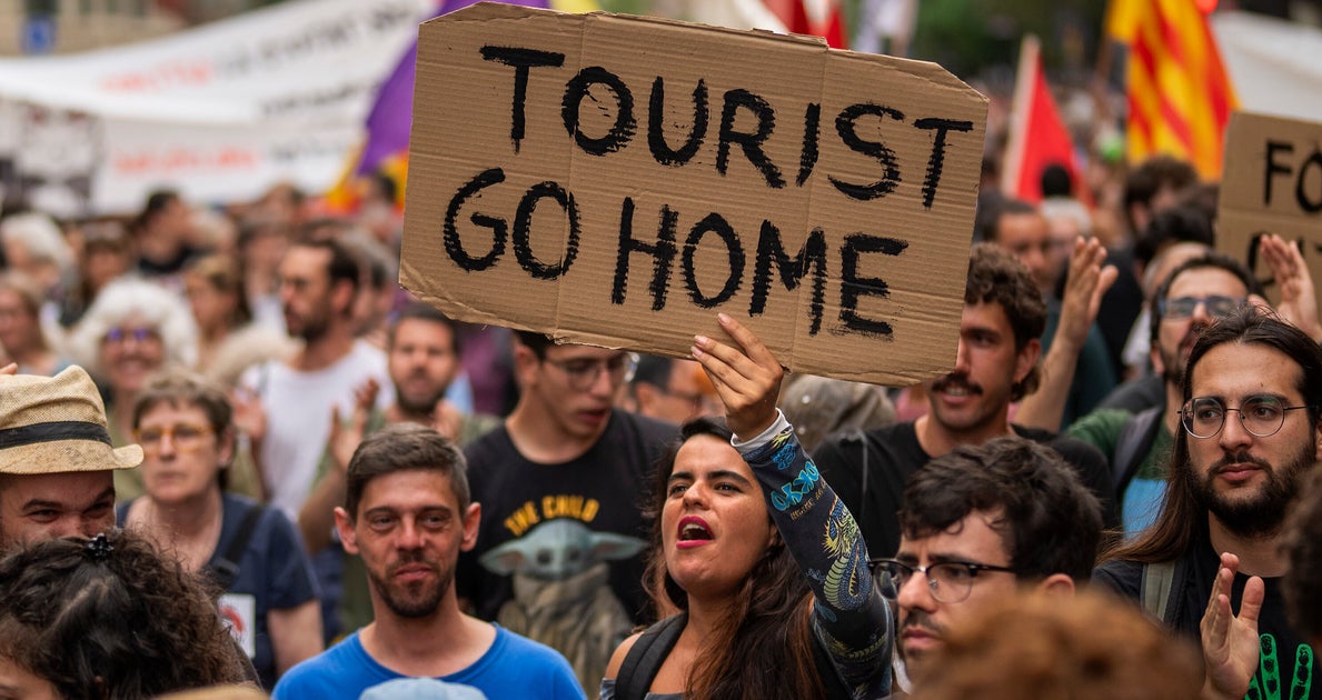 NextImg:Spain Mulls 100% Tax On Homes Bought By Non-European Union Buyers