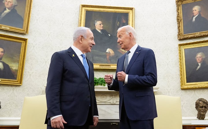 U.S. President Joe Biden (right) talks with Israeli Prime Minister Benjamin Netanyahu in the Oval Office on July 25.