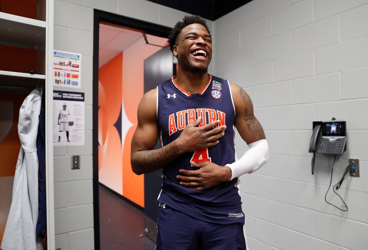 Ο Malik Dunbar οδήγησε το Auburn University στο φάιναλ φορ το 2019 - Φωτογραφία Αρχείου