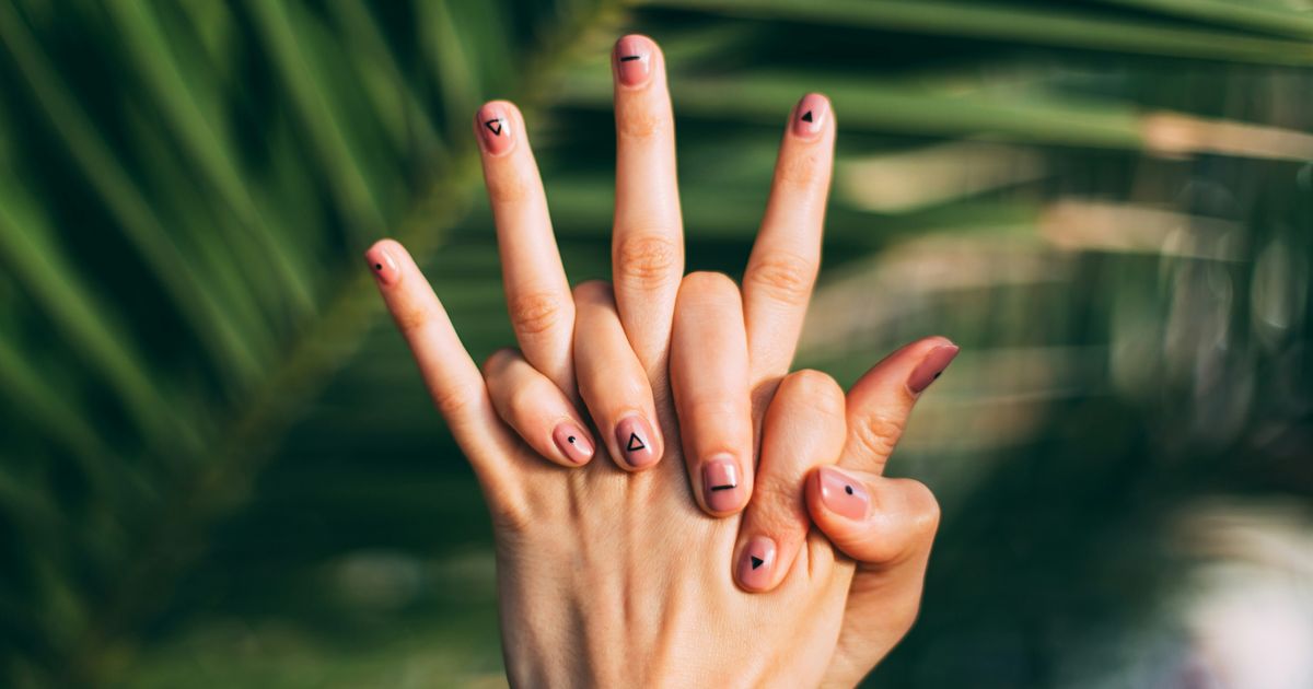 This Hand Exercise Reveals How Well You're Ageing