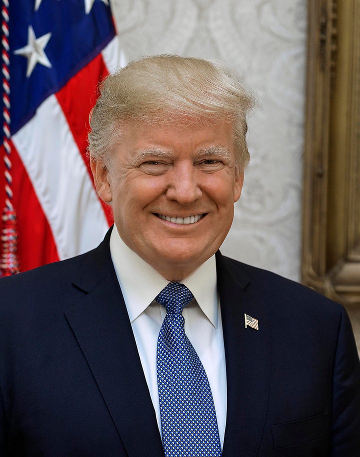 Official portrait of President Donald J. Trump in 2017.