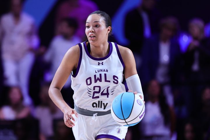 MEDLEY, FLORIDA - JANUARY 17: Napheesa Collier #24 controls the ball during the first half against the Mist at The Mediapro Studio on January 17, 2025 in Medley, Florida. (Photo by Carmen Mandato/Getty Images)