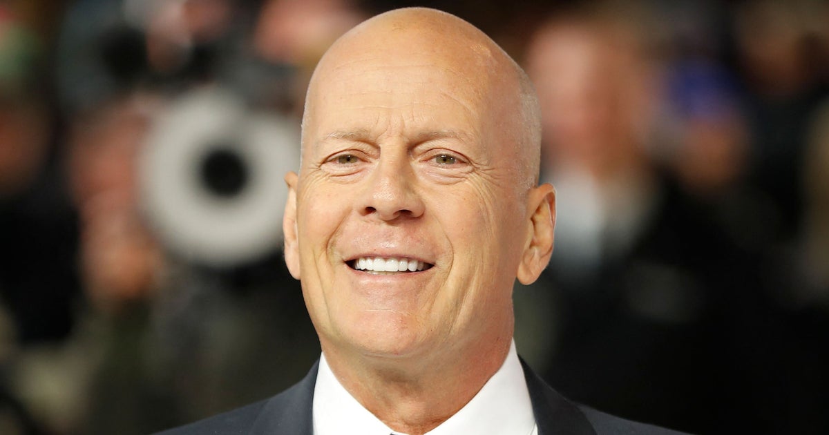 NextImg:Bruce Willis Shows Love To First Responders In Rare Public Appearance Amid Wildfires