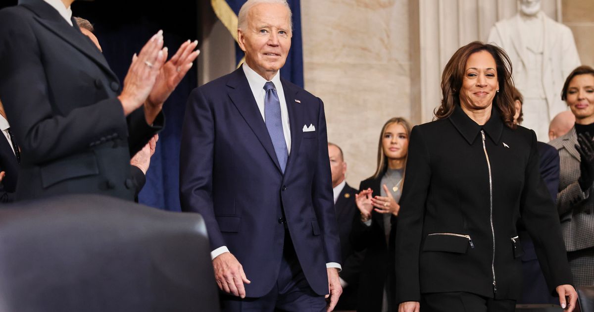 Just Minutes Before He Leaves Office, Biden Pardons His Siblings And Their Spouses