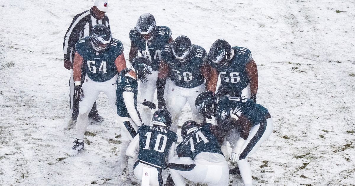 Philadelphia Eagles Make Cold Cash Selling Snow From Playoff Win