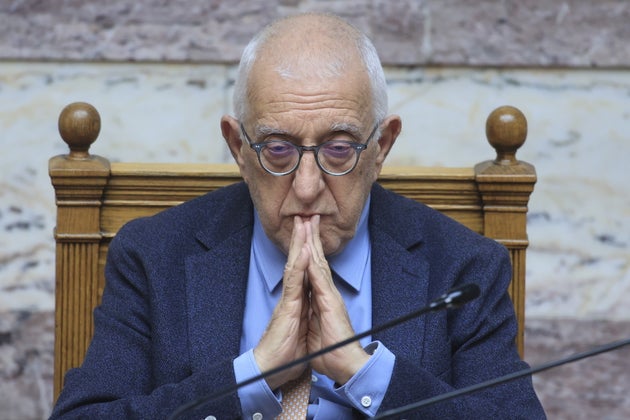 Απάντηση του Πρωθυπουργού Κυριάκου Μητσοτάκη στη Βουλή σε επίκαιρη ερώτηση του Προέδρου του ΠΑΣΟΚ - ΚΙΝΑΛ Νίκου Ανδρουλάκη με θέμα 