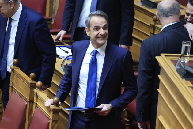 Απάντηση του Πρωθυπουργού Κυριάκου Μητσοτάκη στη Βουλή σε επίκαιρη ερώτηση του Προέδρου του ΠΑΣΟΚ - ΚΙΝΑΛ Νίκου Ανδρουλάκη με θέμα 