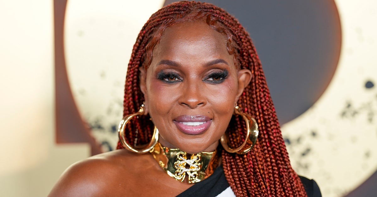 NextImg:Mary J. Blige Reveals Why She Fired A Staffer From Her 'For My Fans' Tour