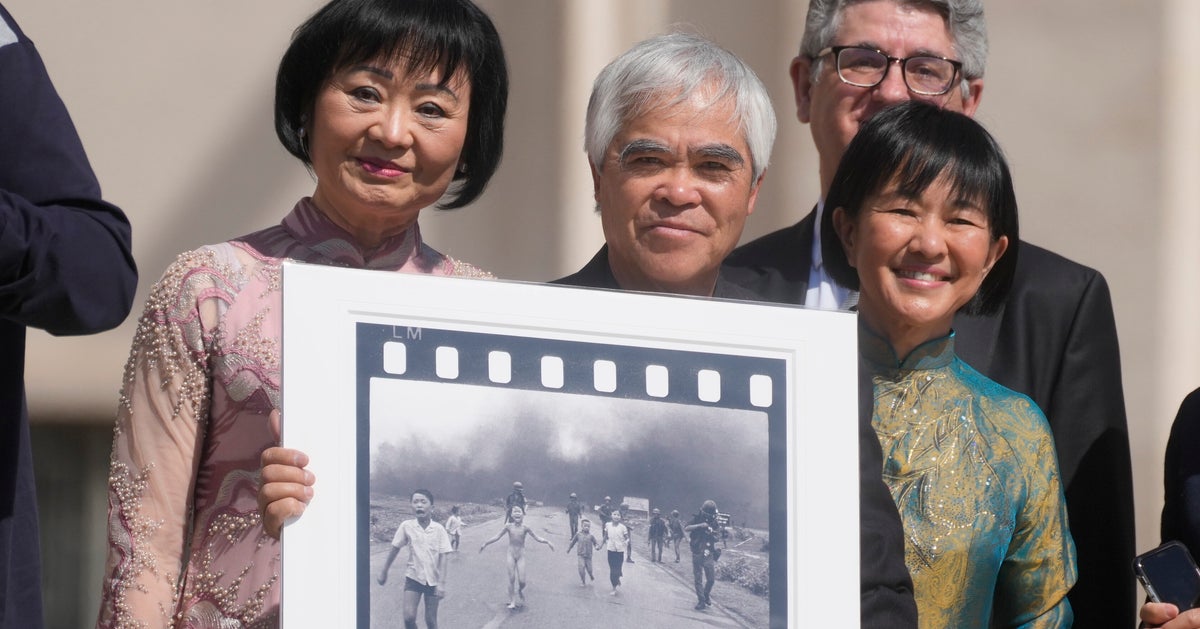NextImg:New Documentary ‘The Stringer’ Disputes Who Took Iconic 'Napalm Girl' Photo In Vietnam