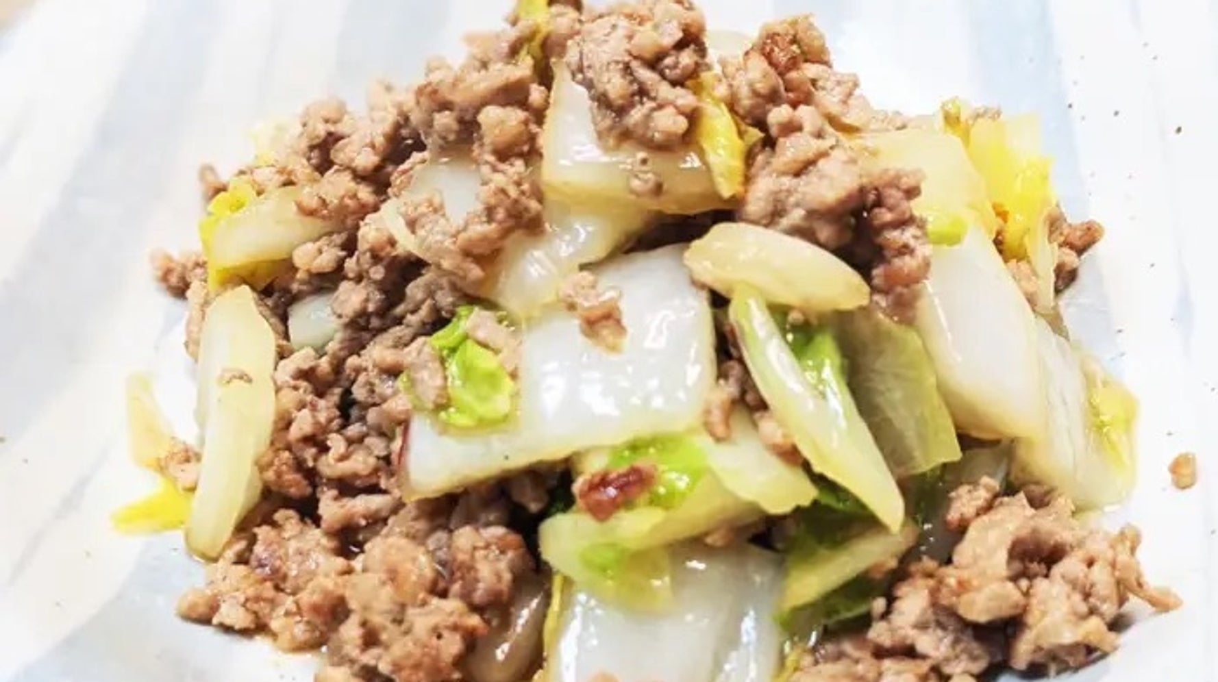 はくさい。購入しないでください。 ドギーマンハヤシ 紗 博多地どり 六穀と緑黄色野菜入り 100g