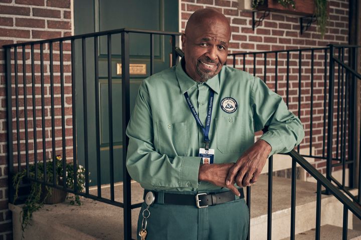 ABBOTT ELEMENTARY - ABC's "Abbott Elementary" stars William Stanford Davis as Mr. Johnson. (Disney/Pamela Littky)