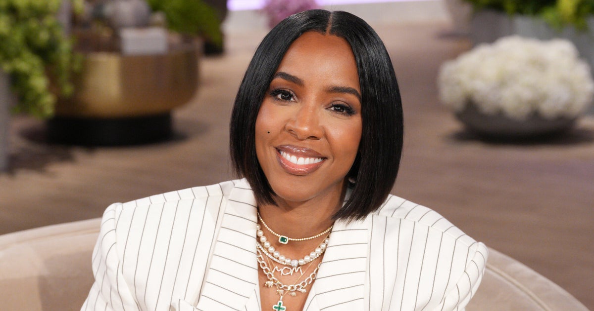 NextImg:Kelly Rowland Shares The Hilarious Reason Her Husband Wants Her To Skip Son’s Sports Games