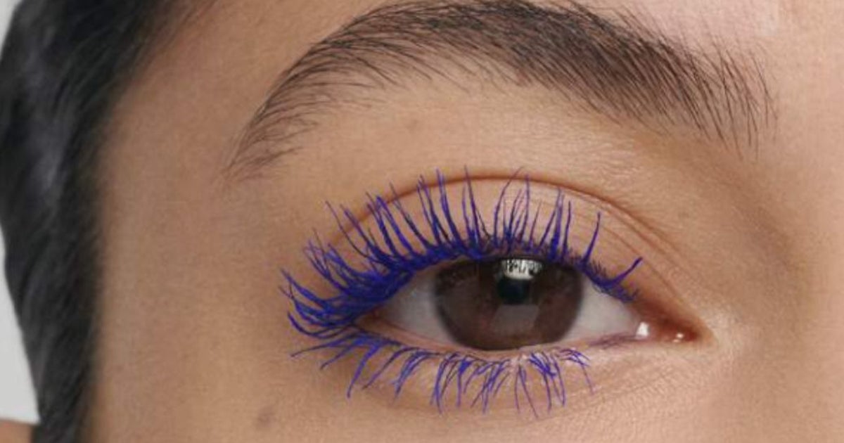 NextImg:Makeup Artists Say This 1 Kind Of Mascara Will Make Your Eyes Pop
