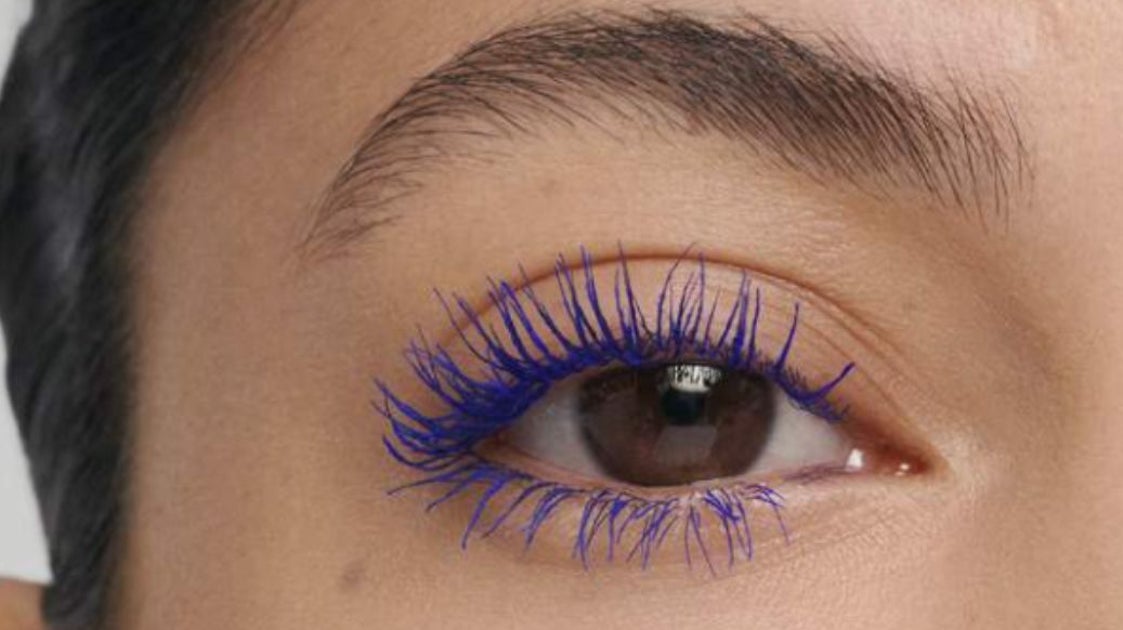Makeup Artists Say This 1 Kind Of Mascara Will Make Your Eyes Pop