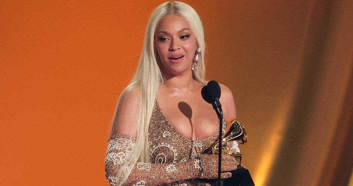 Beyoncé's Shocked Reaction To Grammys Win Goes Viral