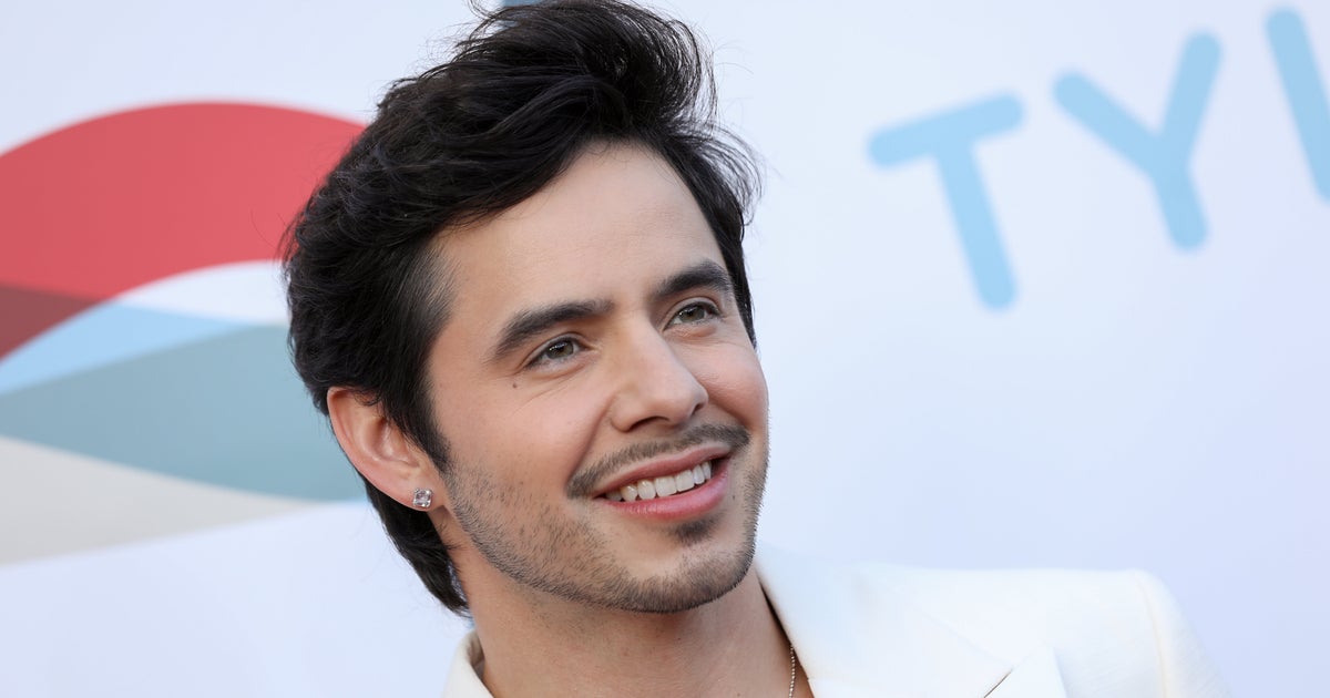 David Archuleta Says He 'Tried Everything Not To Be Queer'