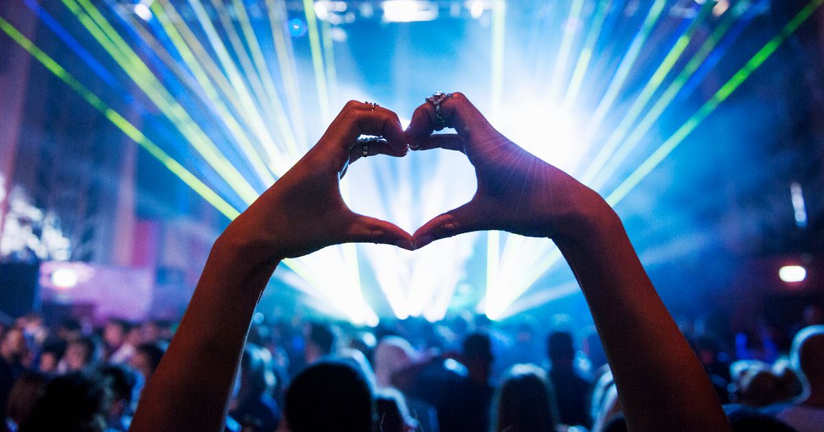 It’s Not Weird To Go To Concerts Alone. Here’s Why You Should Try It.