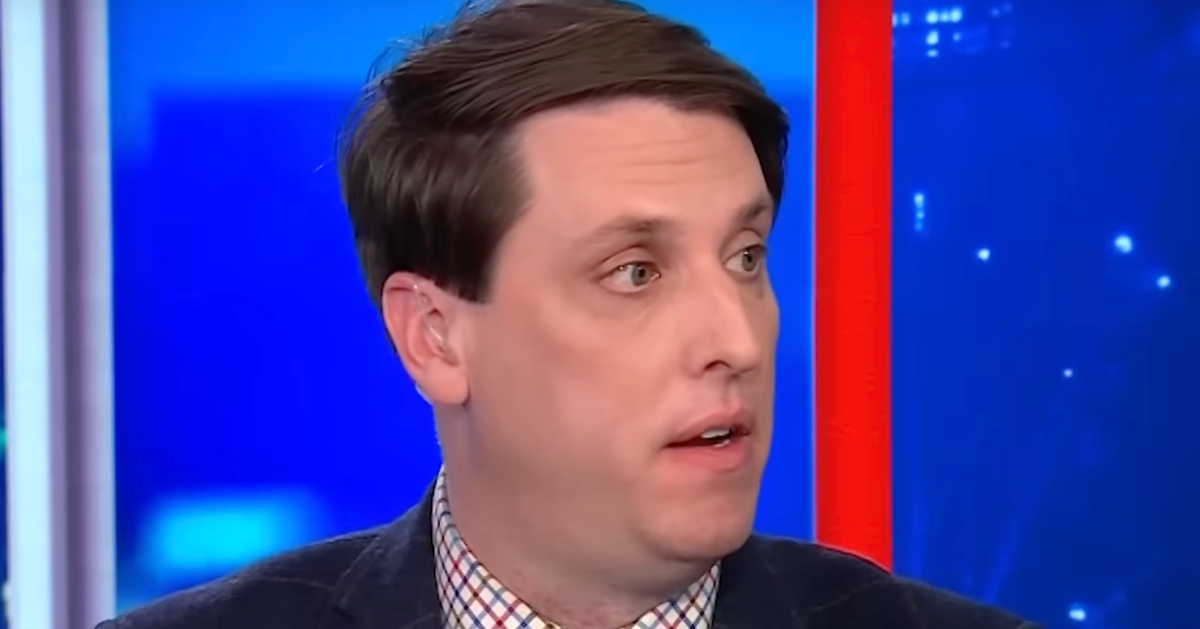 NextImg:Veteran Journalist Sounds Alarm On FBI, CIA Purge With Frightening Analysis