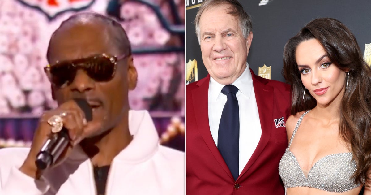 NextImg:Snoop Dogg Brutally Zings Bill Belichick And His Girlfriend At NFL Honors