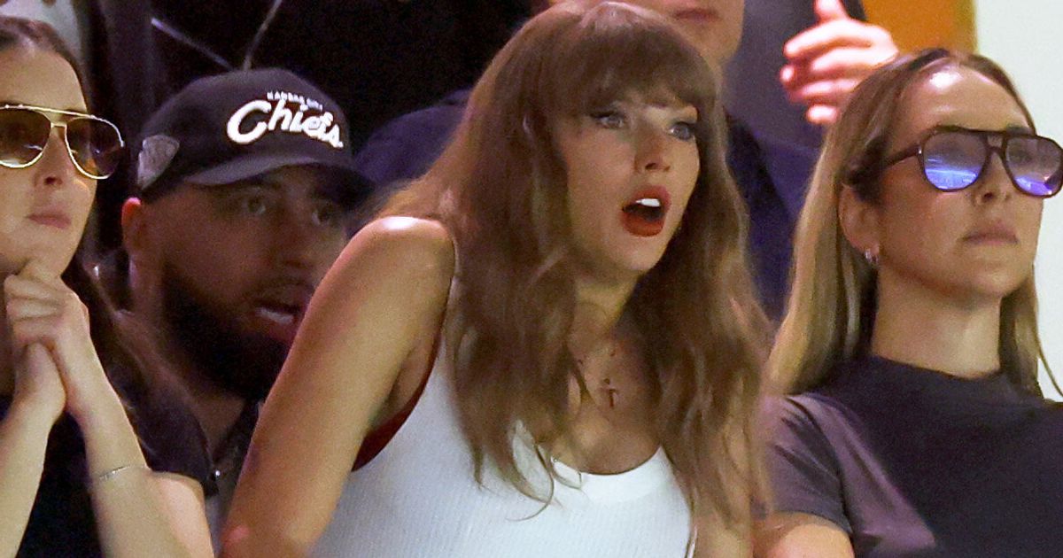 Taylor Swift Got Booed At The Super Bowl And Her Face Says It All