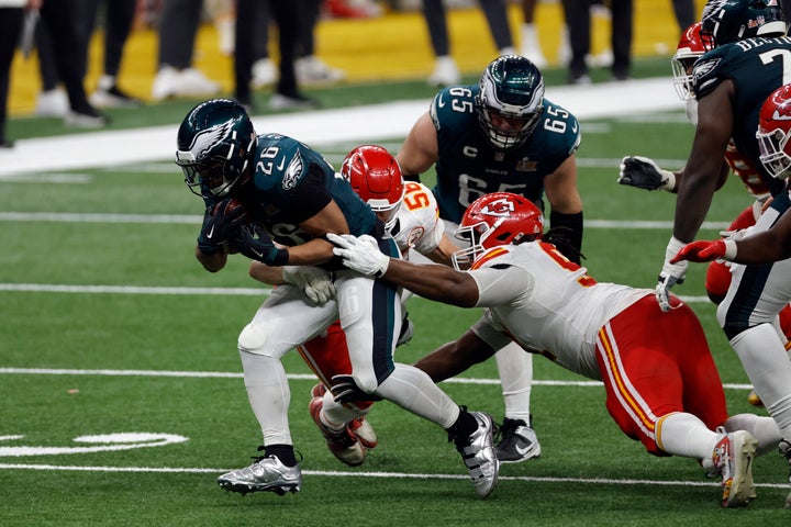 RB Saquon Barkley #26 of the Philadelphia Eagles runs the ball in the fourth quarter during Super Bowl LIX between the Philadelphia Eagles and the Kansas City Chiefs on February 9, 2025.