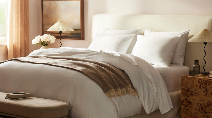 Brooklinen's luxe sateen core sheet set.