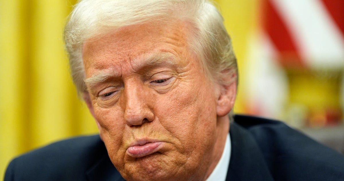 NextImg:Trump Fights Reinstatement Of Official Overseeing Corruption