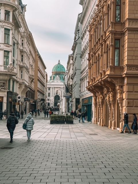 Η Inner Stadt, η εσωτερική πόλη, όπως την αποκαλούν οι Βιεννέζοι