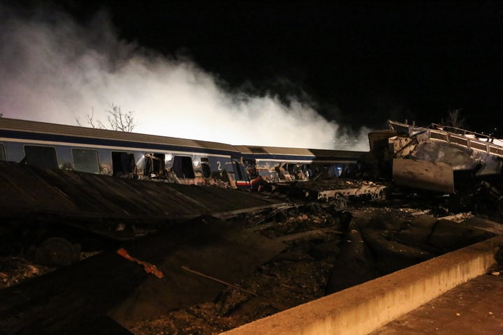 Σύγκρουση δυο αμαξοστοιχιών στα Τέμπη, Τετάρτη 1 Μαρτίου 2023. Σύμφωνα με την ανακοίνωση της Hellenic Train, στον Ευαγγελισμό σημειώθηκε μετωπική σύγκρουση δύο αμαξοστοιχιών: μιας εμπορευματικής αμαξοστοιχίας και της αμαξοστοιχίας IC 62 που είχε αναχωρήσει από Αθήνα προς Θεσσαλονίκη. (ΛΕΩΝΙΔΑΣ ΤΖΕΚΑΣ/EUROKINISSI)