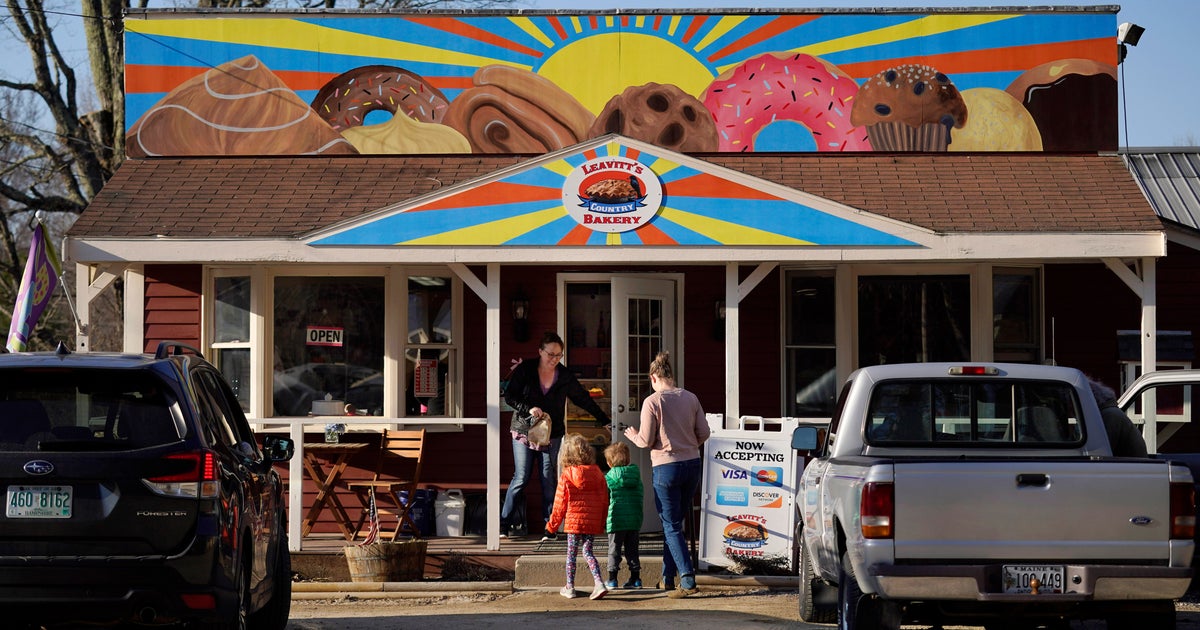 NextImg:Is This Painting Of Doughnuts And Pastries Art Or Advertising?