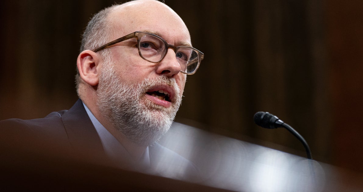NextImg:White House Tip Line Tells Banks To Snitch On Financial Regulators Doing Their Jobs