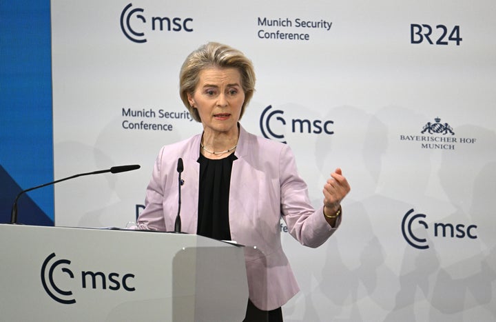 14 Φεβρουαρίου 2025, Βαυαρία, Μόναχο: Ursula von der Leyen, Πρόεδρος της Ευρωπαϊκής Επιτροπής. Φωτ: Boris Roessler/dpa (Photo by Boris Roessler/picture alliance via Getty Images).