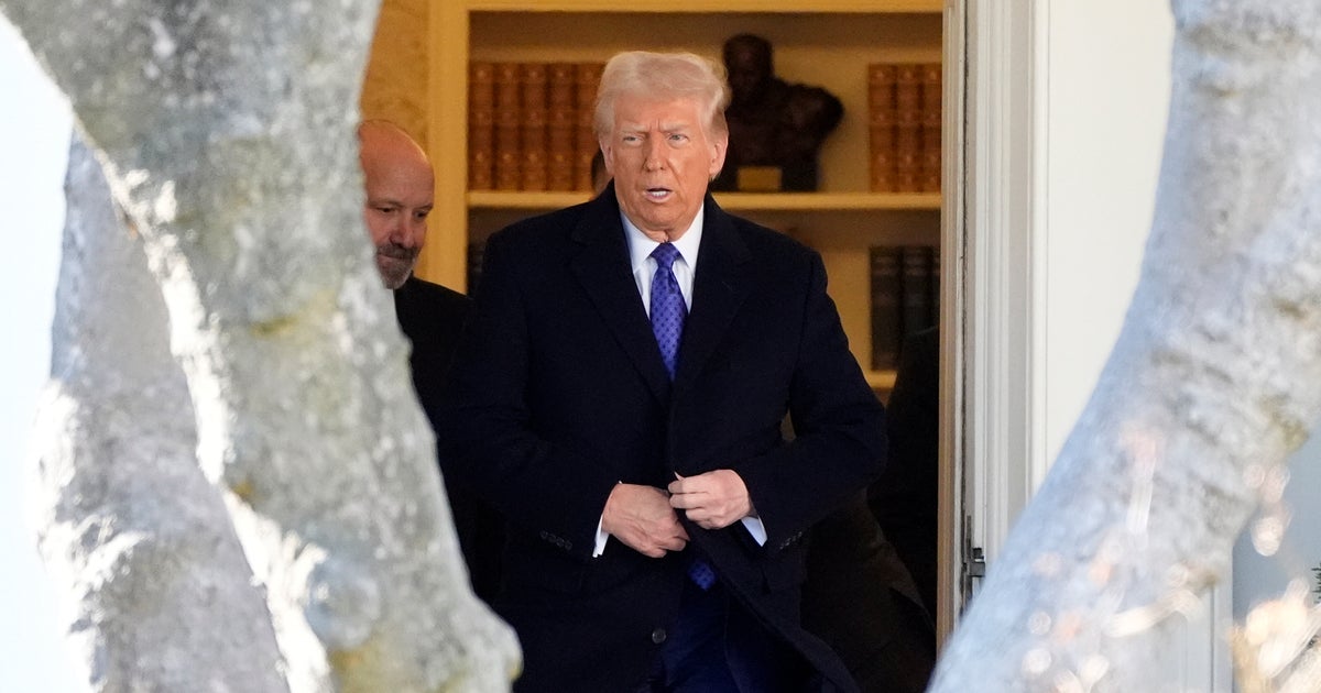 NextImg:Trump Administration Wants The Supreme Court To Let The Firing Of Whistleblower Agency Head Proceed