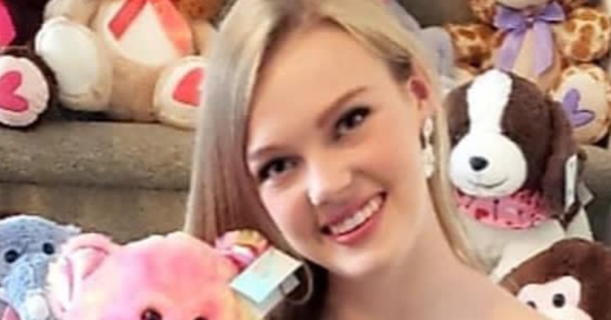 NextImg:Miss Teen USA Florida Contender, 18, Dies In Car Crash