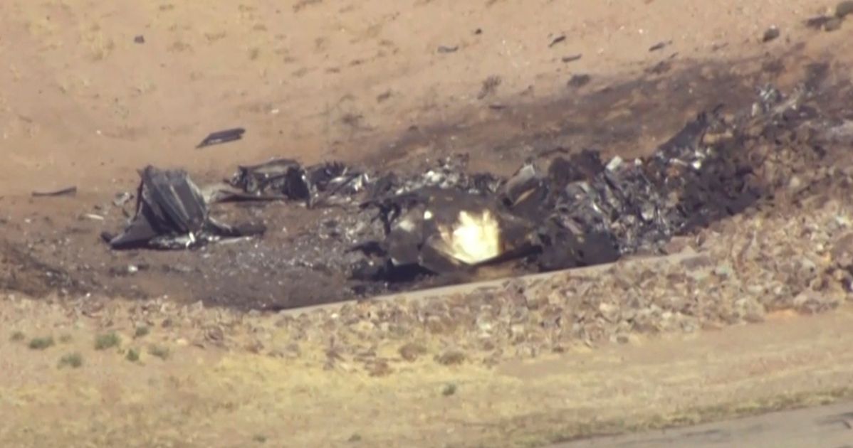 2 People Are Dead In A Small Plane Collision At A Southern Arizona Airport