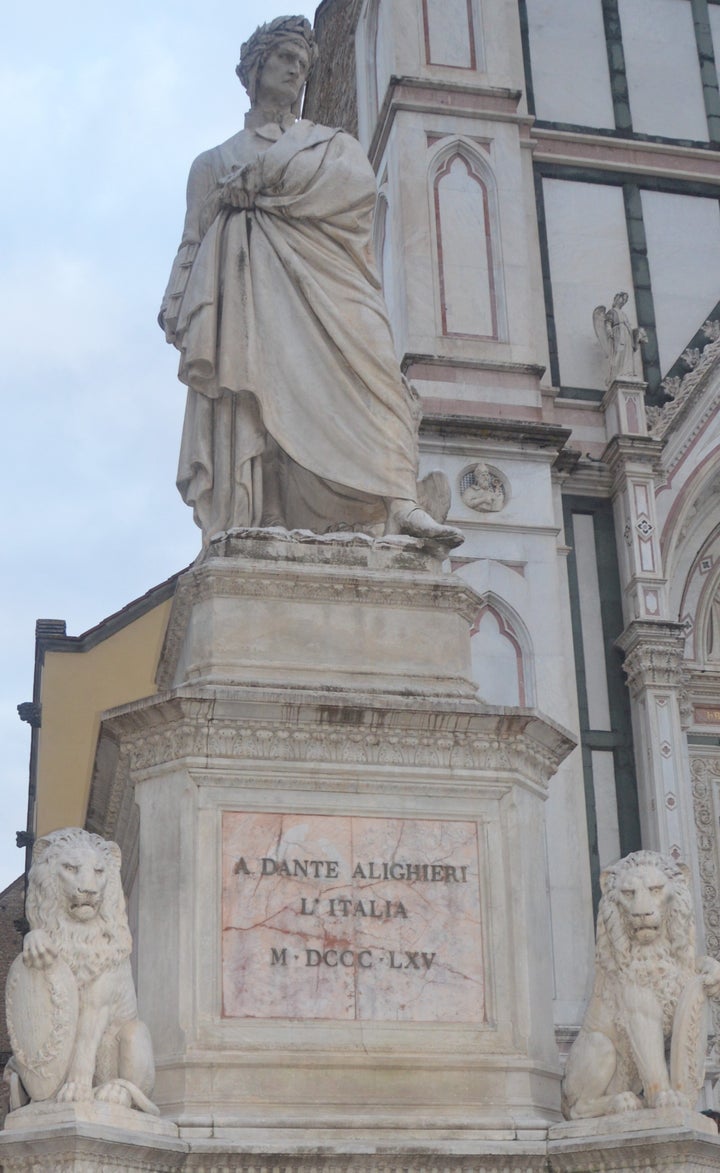 Dante, Piazza di Santa Croce.