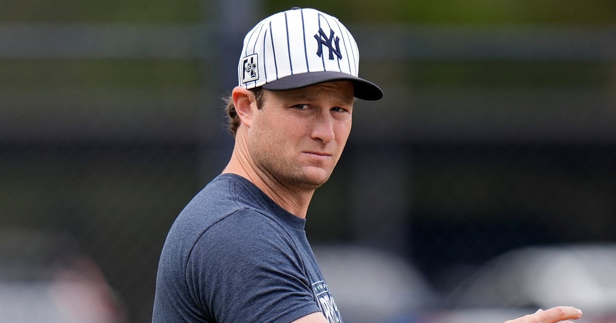 NextImg:New York Yankees Finally Drop 49-Year-Old Ban On Beards