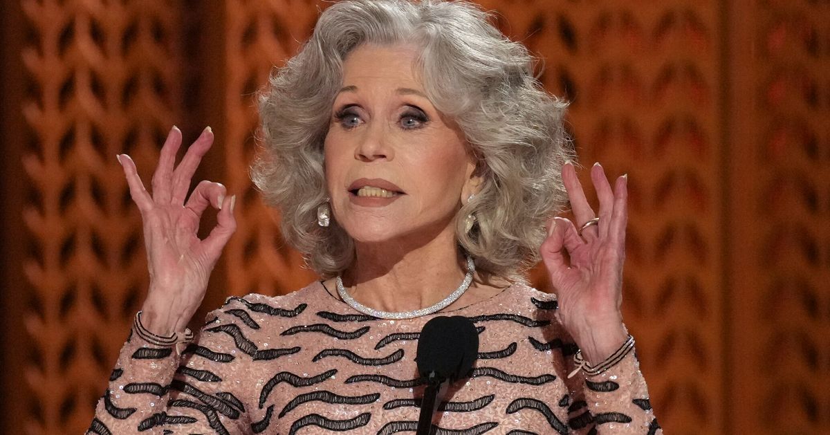 Jane Fonda Shares What 'Woke' Means To Her During SAG Awards