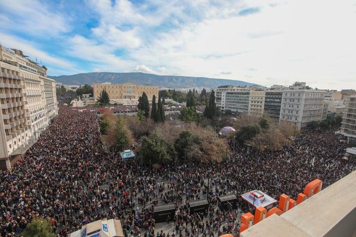 "Βολές" του κυβερνητικού εκπροσώπου κατά της αντιπολίτευσης για τα συλλαλητήρια για τα Τέμπη