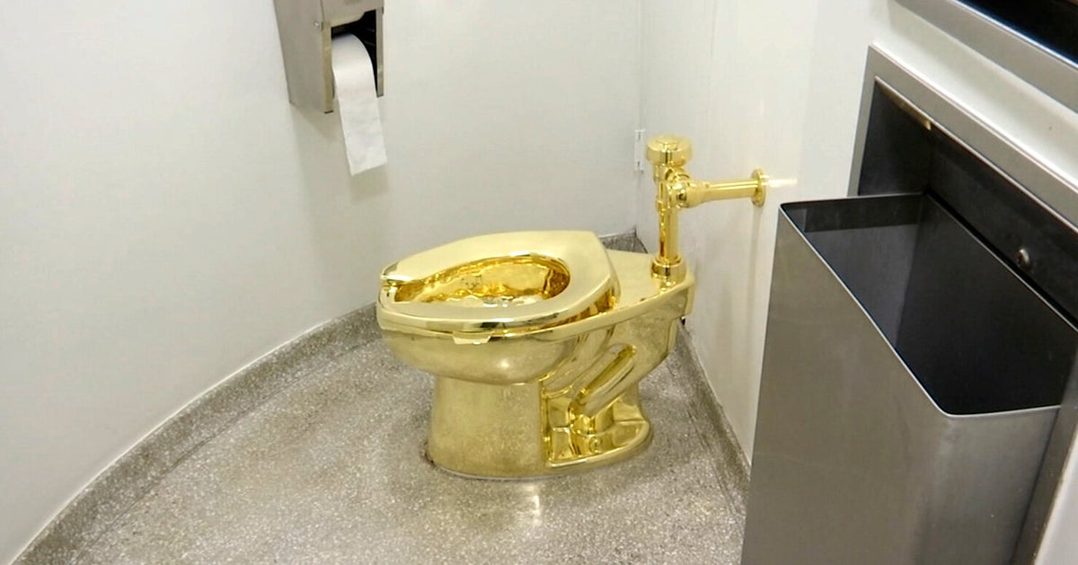 NextImg:3 Men Accused Of Stealing Golden Toilet From Churchill's Birth Home