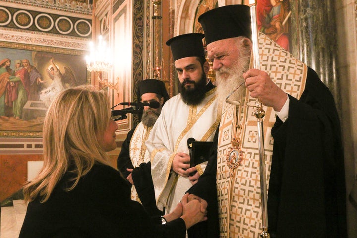 Στην μνημη των θυματων του σιδηροδρομικου δυστυχηματος στα Τεμπη και επι τη συμπληρωσει δυο ετων ,ο Αρχιεπισκοπος Ιερωνυμος τελεσε επιμνημοσυνο δεηση στην Μητροπολη Αθηνων υπερ Αναπαυσεων των ψυχων