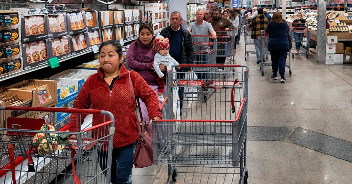 NextImg:US Consumers Cut Spending In January More Drastically Than At Any Point In The Last Four Years