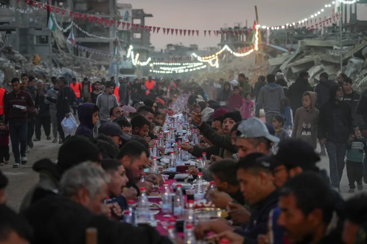 Ramadan meal in Rafah