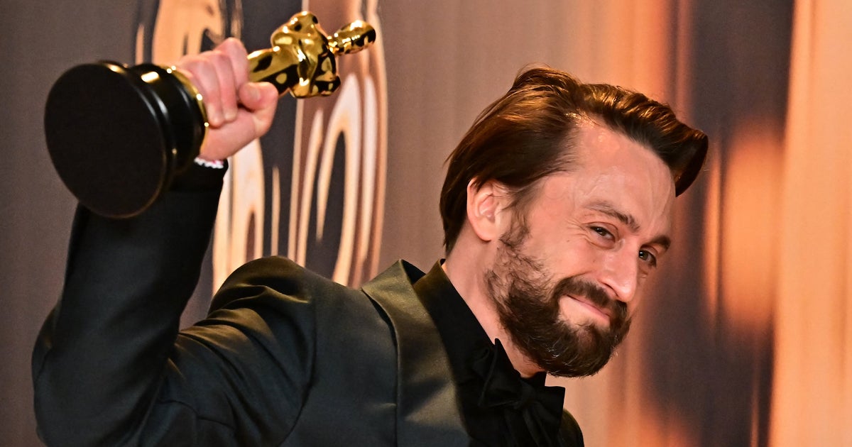 NextImg:Kieran Culkin Uses Oscars Speech To Playfully Remind Wife Of Future Family Promise