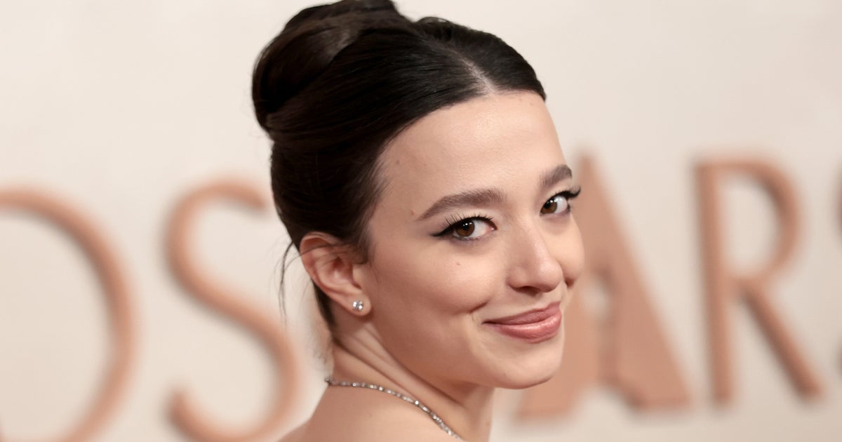 NextImg:Mikey Madison Honors Sex Workers In Her Surprising Best Actress Oscar Win