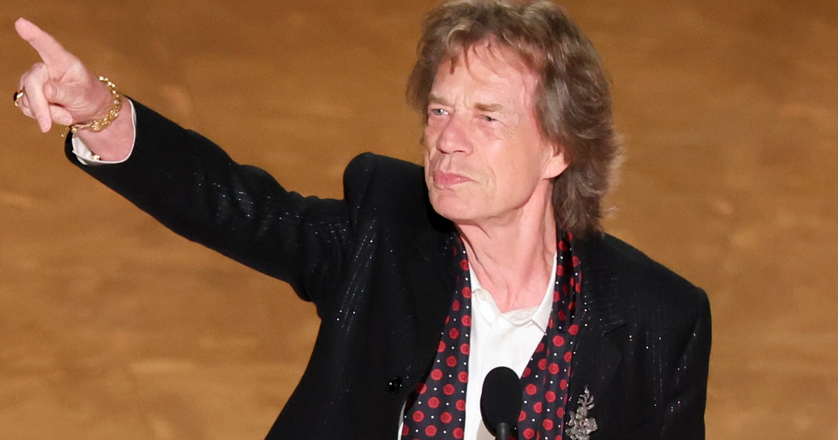 NextImg:Mick Jagger's Surprise Oscars Appearance Included A Timeless Crack About Bob Dylan