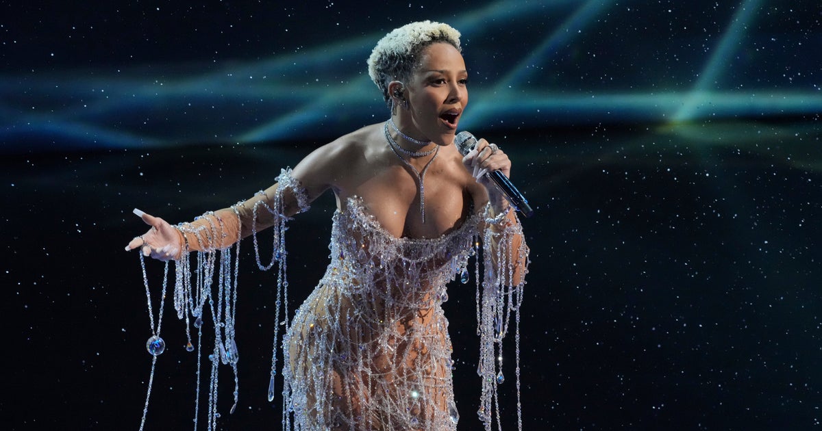 Doja Cat Shares Defiant Message After Facing Criticism Over Her Oscars ...