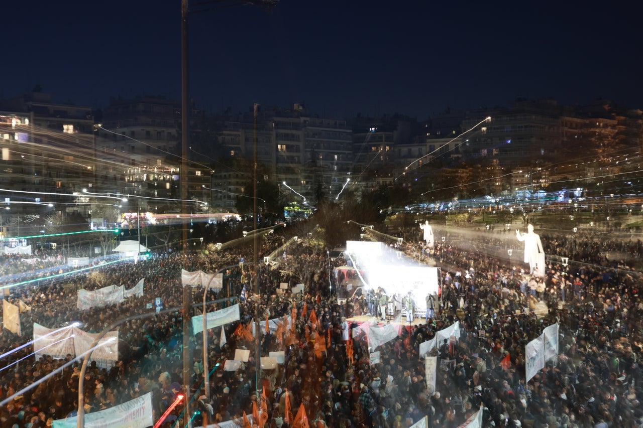 Συλλαλητήριο στην Θεσσαλονίκη για το σιδηροδρομικό δυστύχημα των Τεμπών, από εργατικά σωματεία και συνδικάτα, φοιτητικούς συλλόγους, μέλη της εξωκοινοβουλευτικής αριστεράς και του ευρύτερου αντιεξουσιαστικού χώρου, Τετάρτη 5 Μαρτίου 2025. (ΡΑΦΑΗΛ ΓΕΩΡΓΙΑΔΗΣ/EUROKINISSI)