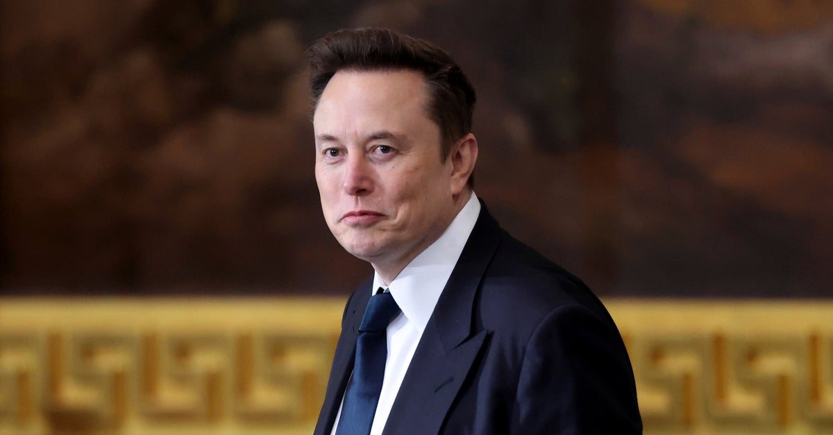 Elon Musk's Capitol Visit in a Suit Sparks Dress Code Discussion